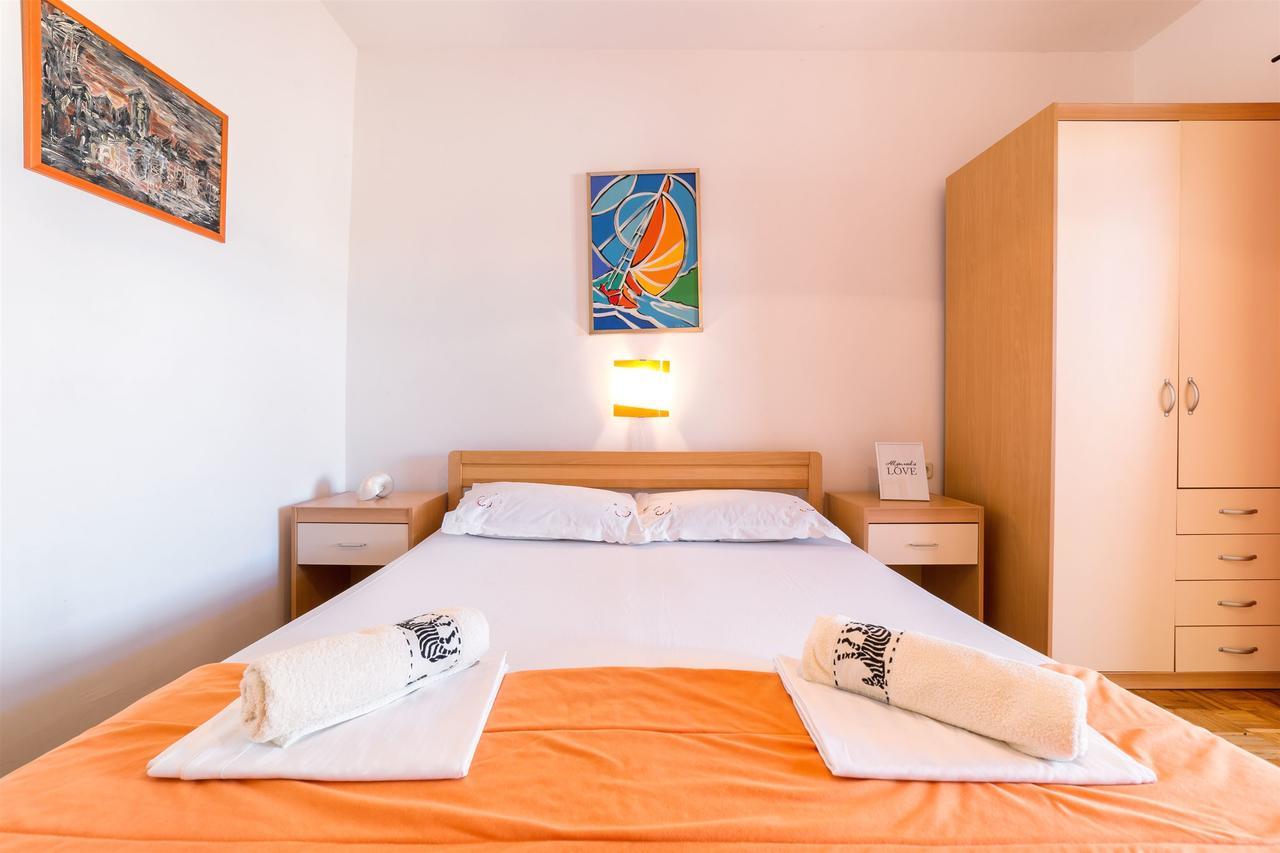 Apartments Zanze Vodice Exterior foto